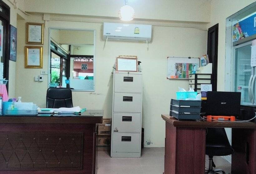 פנסיון Hasanah Guesthouse