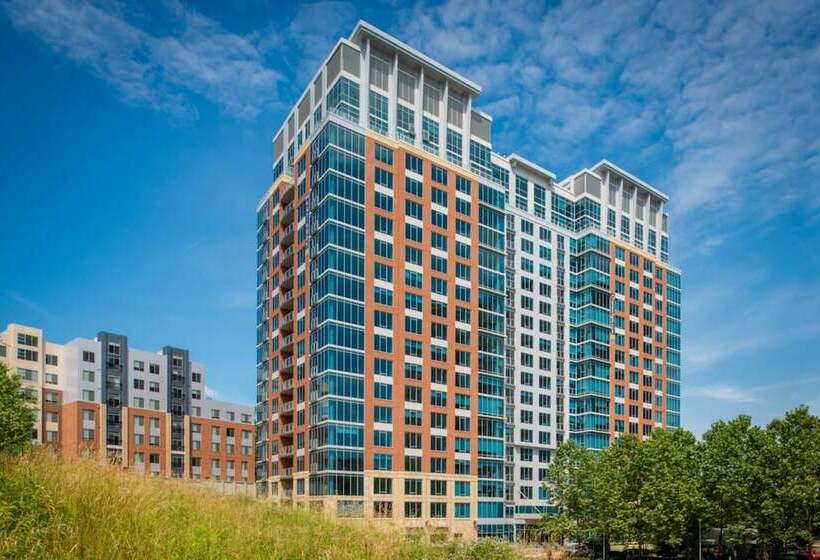 Bluebird Suites In Tysons Corner