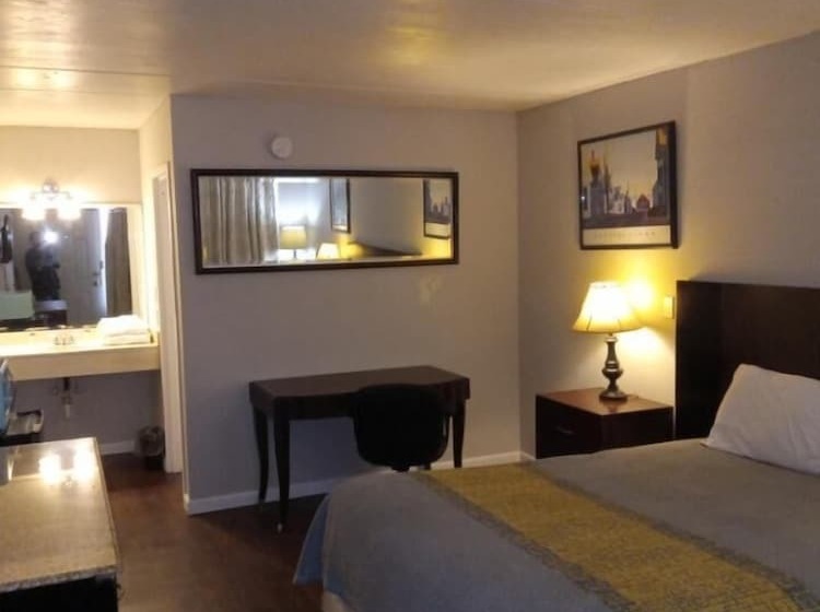 בית מלון כפרי Apm Inn And Suites