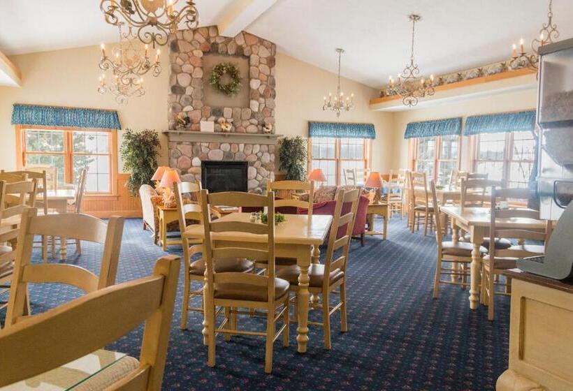Отель Essenhaus Inn & Conf. Center