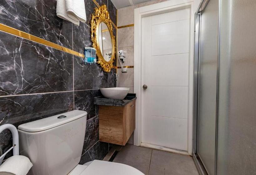 هتل Linda Expo Palace