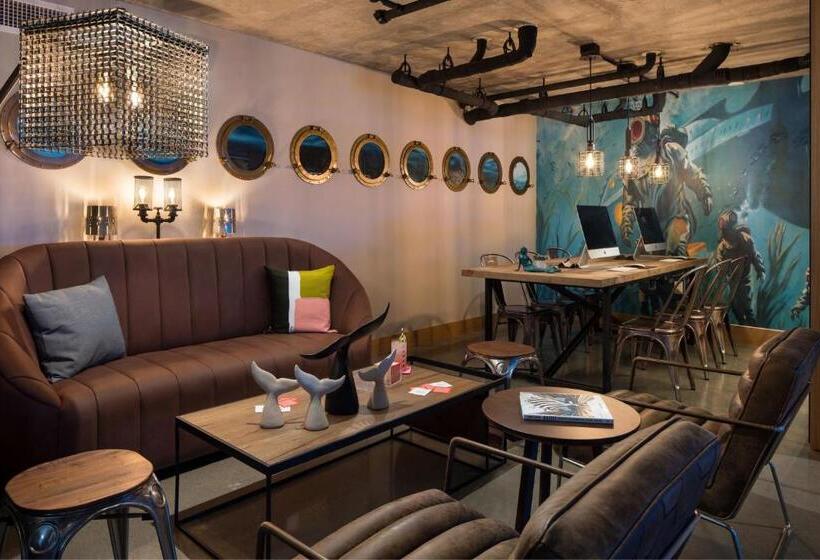 هتل Moxy San Diego Gaslamp Quarter