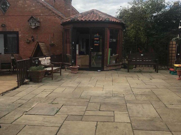 בית מלון כפרי Elton Barn Fishery & Retreat