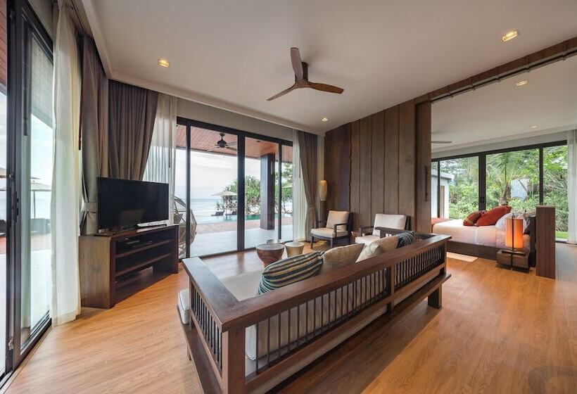 Hotel Saai Resort