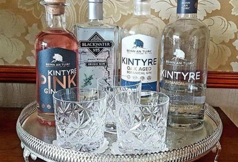 پانسیون Carradales Luxury Guest House