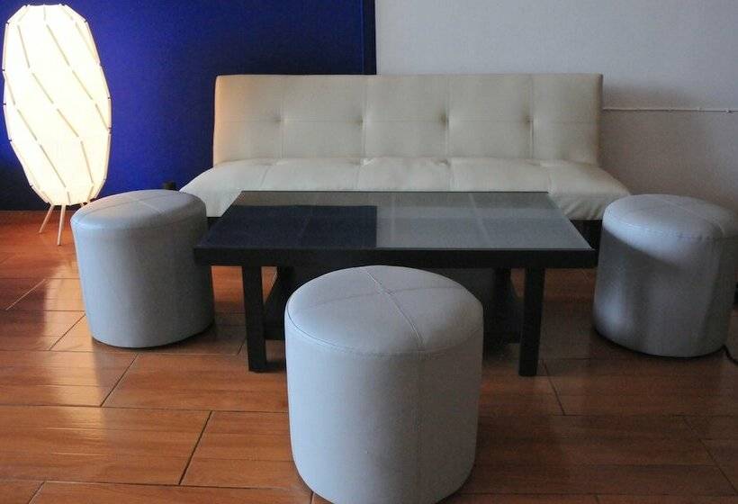 Oasis Hotel Pods   Adults Only   Hostel