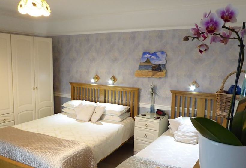 Bed and Breakfast Alannah House