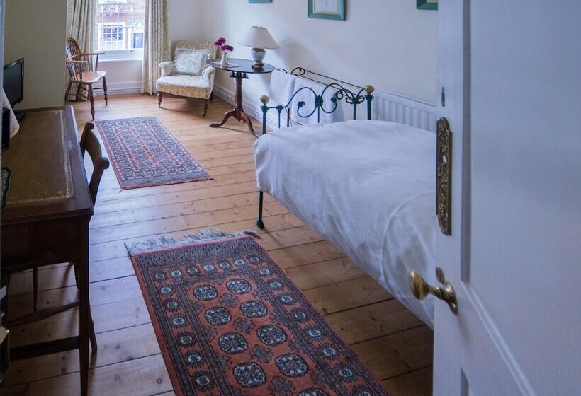مبيت وإفطار S. Howard Guesthouse