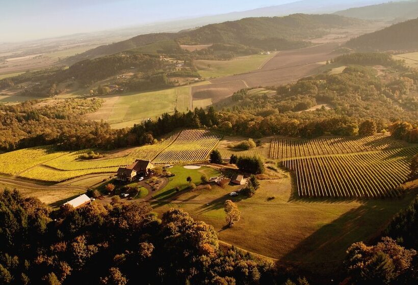 민박 Youngberg Hill