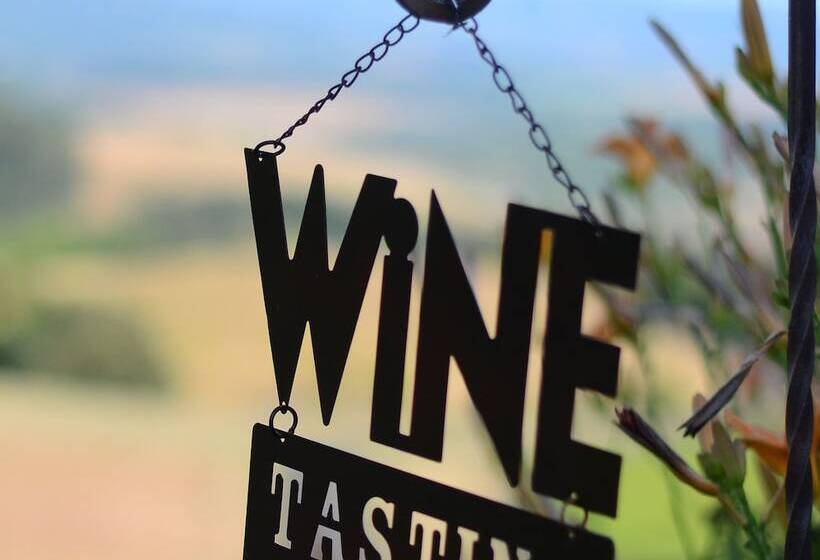 민박 Youngberg Hill