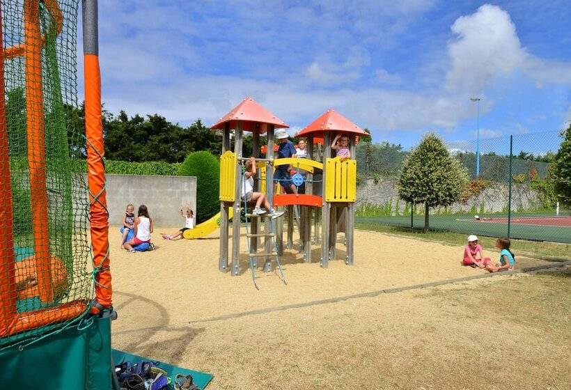 هتل Camping L'abri Des Pins