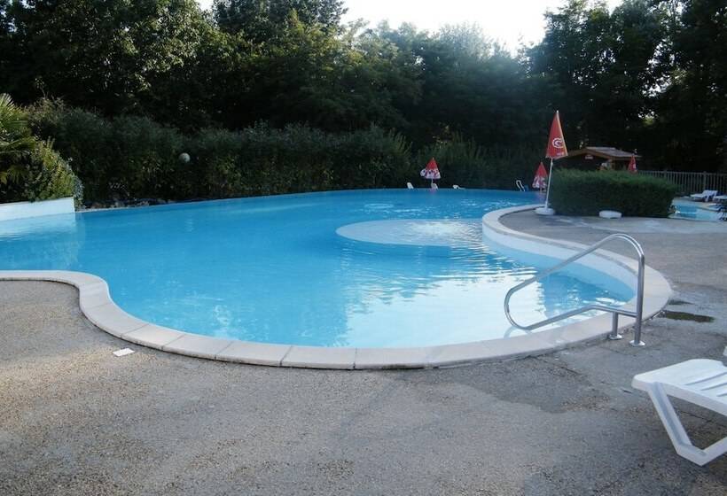 酒店 Les Lacs De Courtes