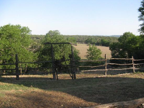 교외 호텔 Twin Elm Guest Ranch