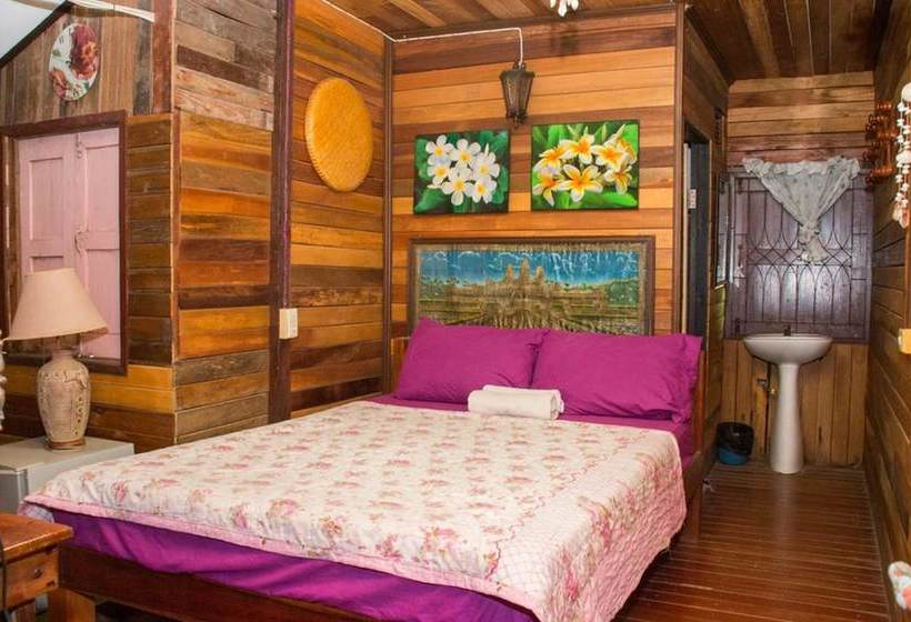بنسيون Ban Bua House 1