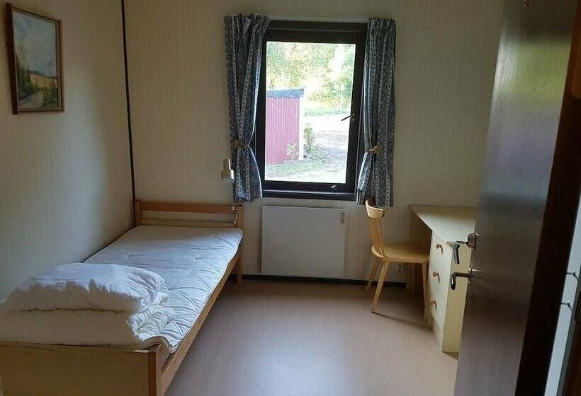 Rosenlund   Hostel