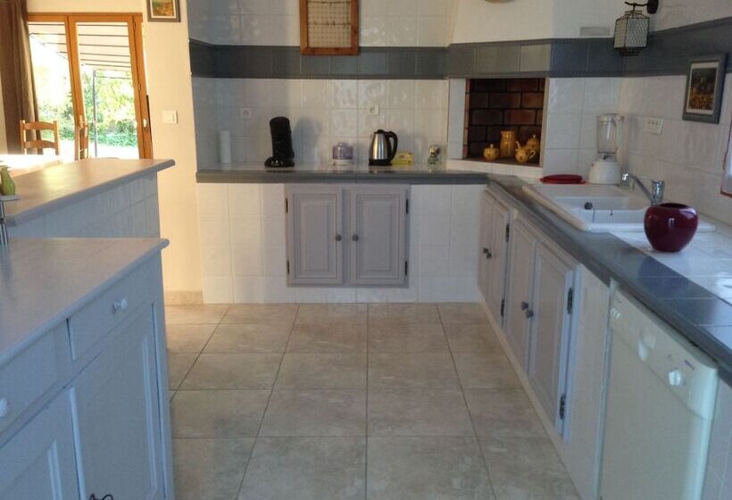 مبيت وإفطار Rêv De Thau