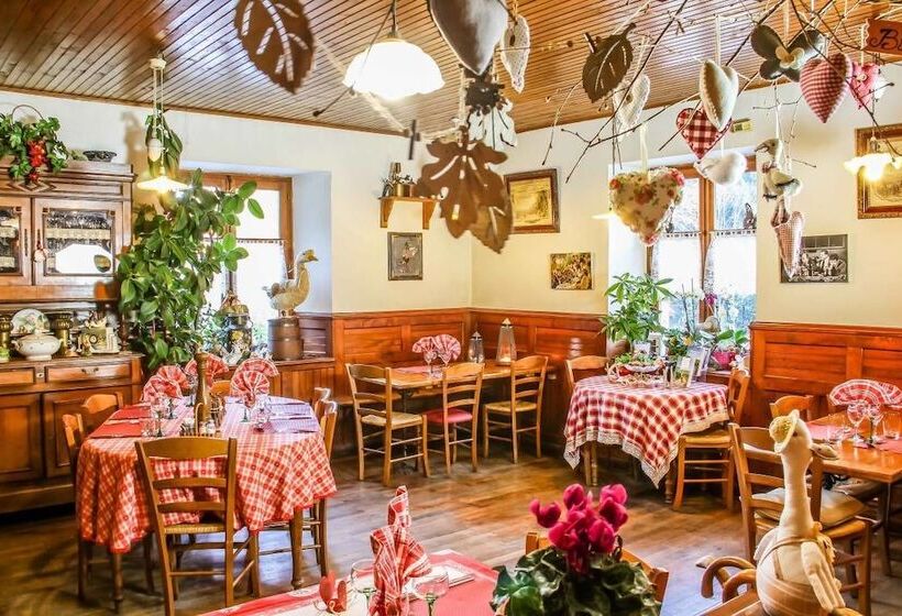 여관 Auberge De La Canardière