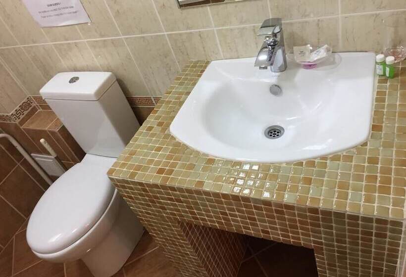 فندق Jipek Joli Inn