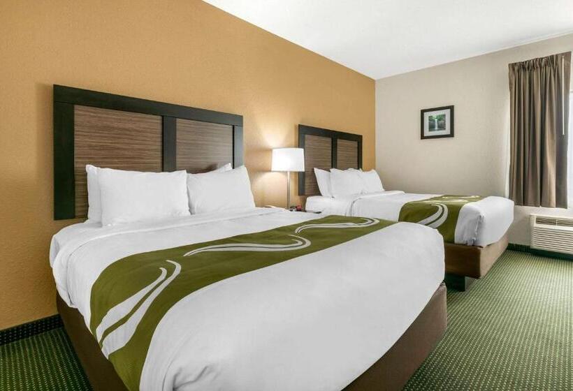 호텔 Quality Inn
