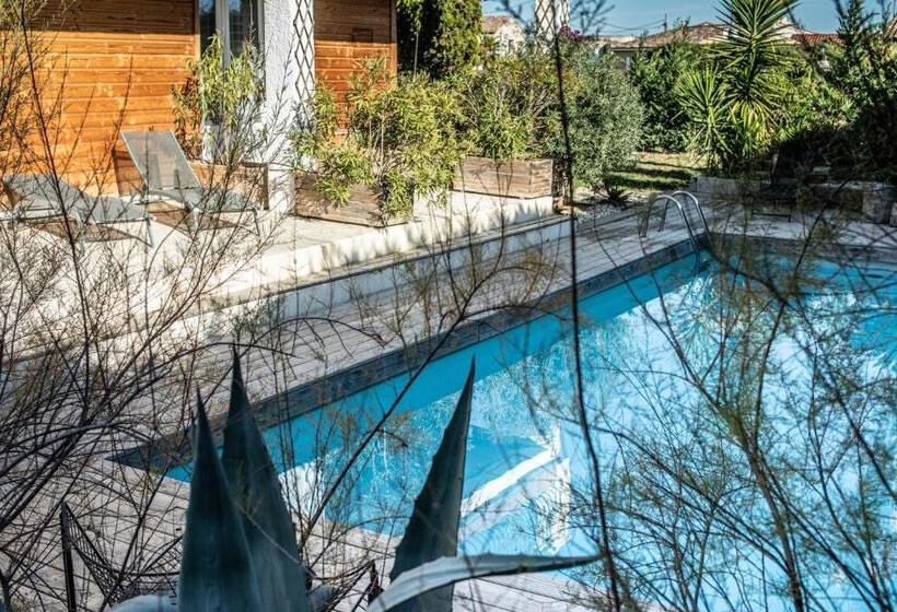 פנסיון Escale Villa
