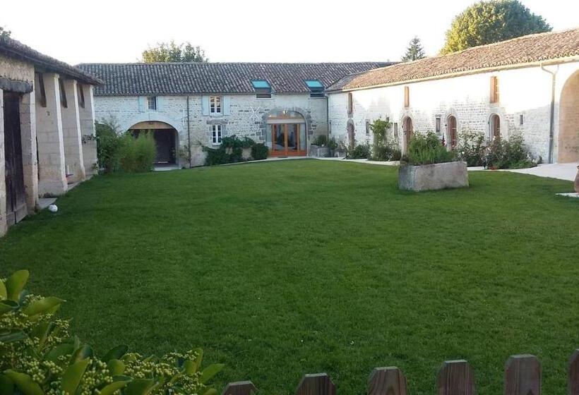 פנסיון Les Hauts De Chalonne