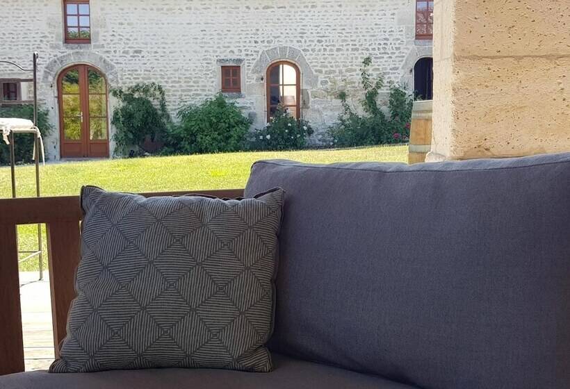 פנסיון Les Hauts De Chalonne