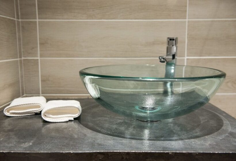 پانسیون Les Suites Du 17