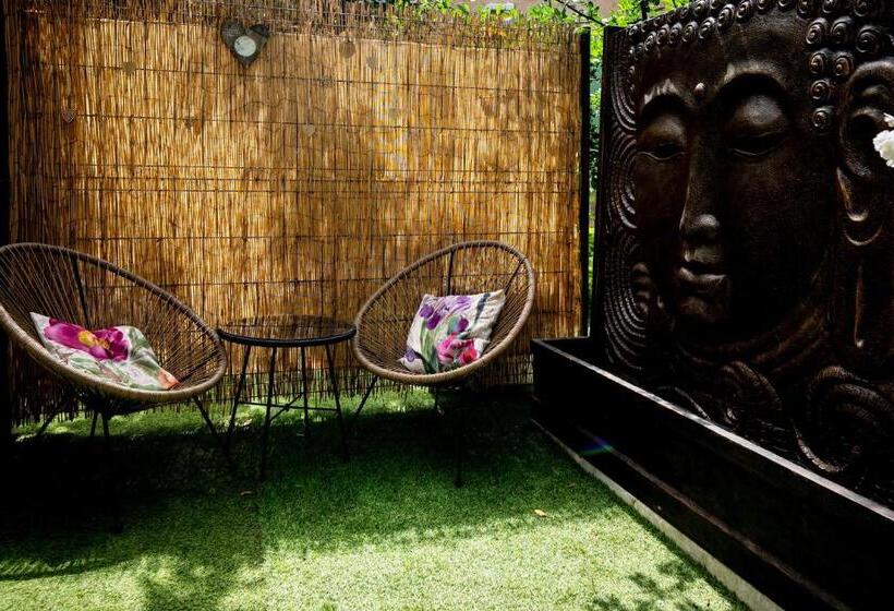 پانسیون Studio Romantique Jacuzzi Ou Spa Balneo Privatif Et Jardin Au Temps Des Cerises La Ciotat