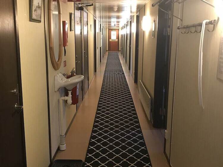 Rosenlund   Hostel
