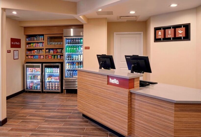 Towneplace Suites By Marriott Grand Rapids Airport