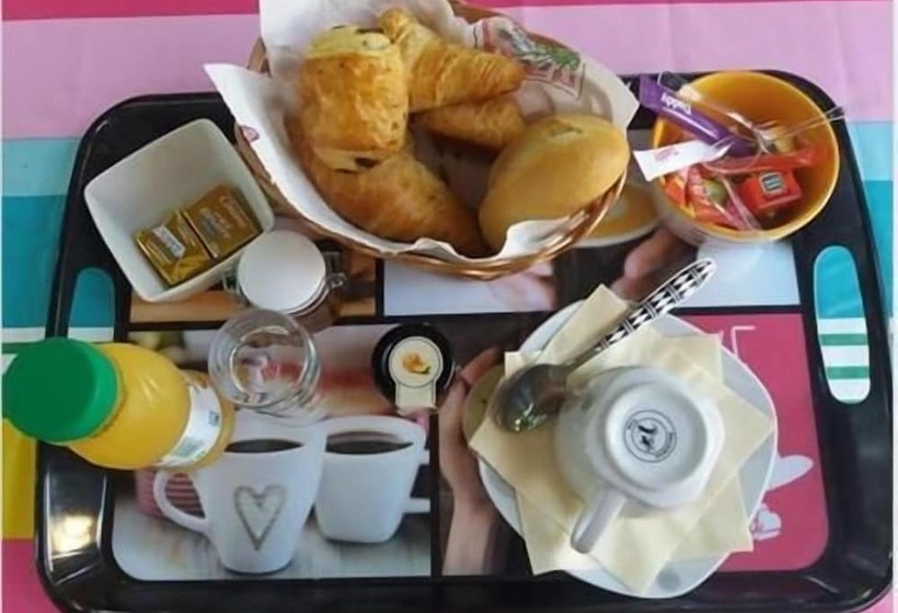 تختخواب و صبحانه Chez Vero   Chambre D Hôte Privée   Proche Cassis Ste Baume Marseille   Parking