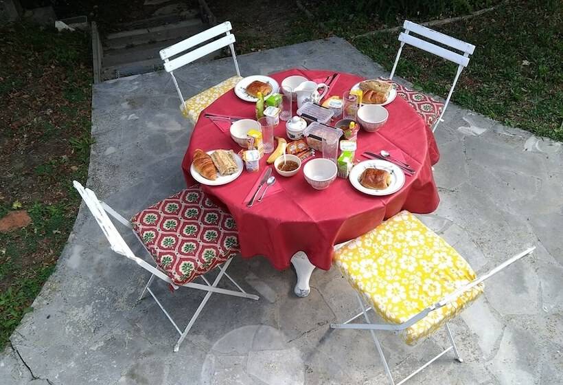 ベッドアンドブレックファースト Les Noisetiers