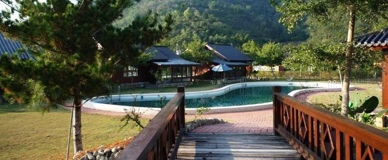 تختخواب و صبحانه Watervilla