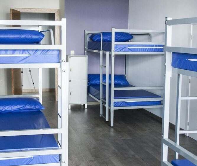 De Camino Albergue   Hostel