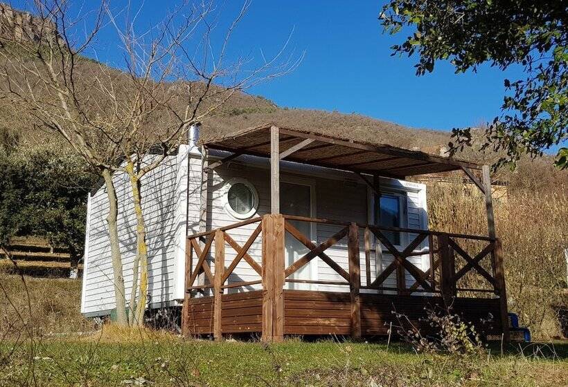 בית מלון כפרי Camping Le Roc Qui Parle