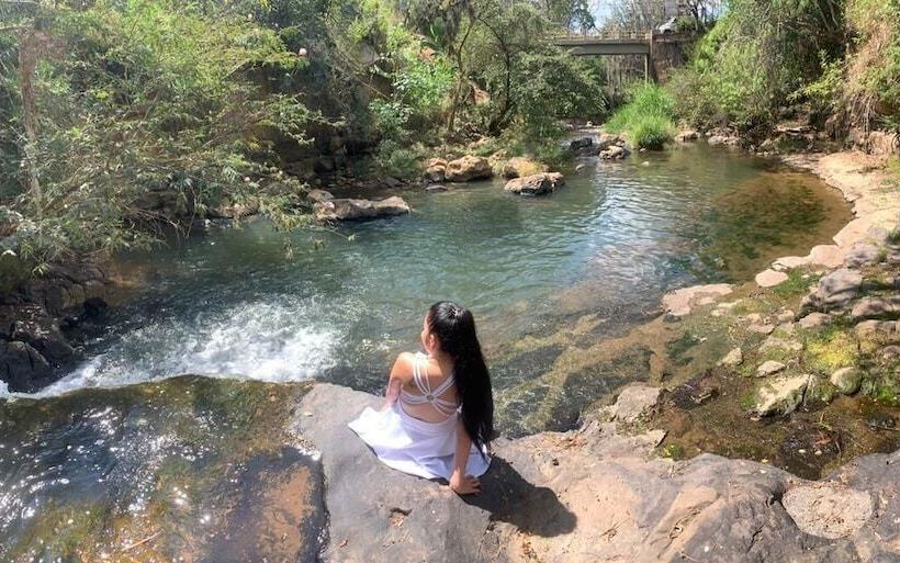 هتل El Porton De San Gil