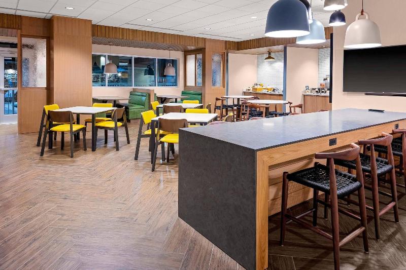 Отель Fairfield Inn & Suites By Marriott Memphis Collierville