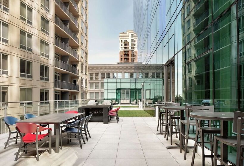בית מלון כפרי Hilton Garden Inn Chicago Downtown South Loop