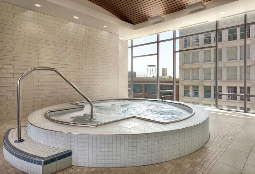 בית מלון כפרי Hilton Garden Inn Chicago Downtown South Loop