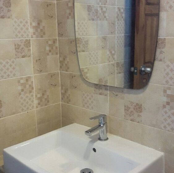 هتل Siri Apartment
