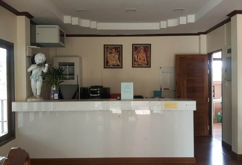 هتل Siri Apartment