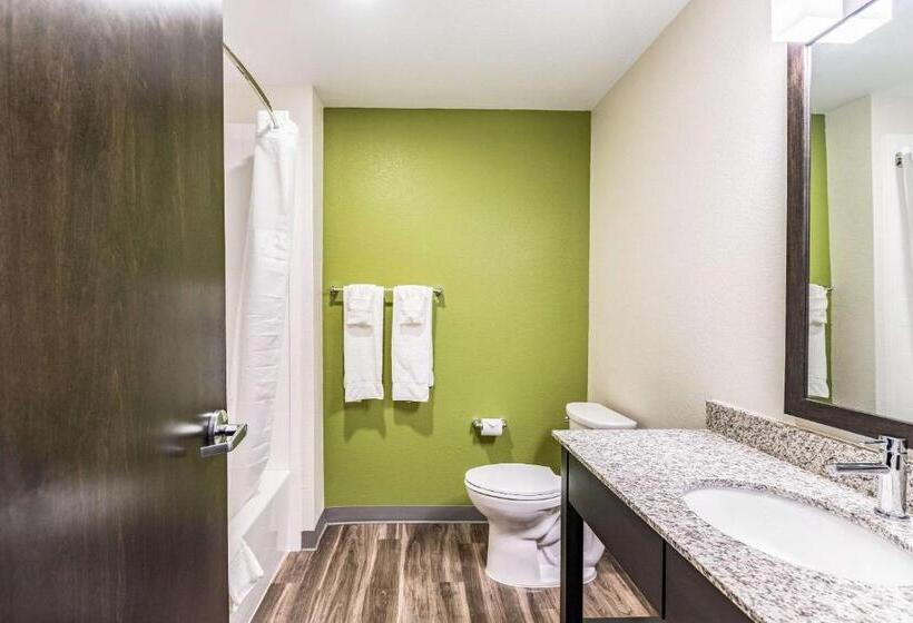 בית מלון כפרי Sleep Inn & Suites Mt. Hope Near Auction & Event Center