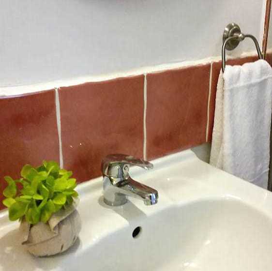 بنسيون Ana S Guest House Chambre D Hôtes