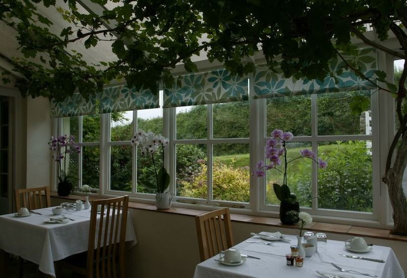 פנסיון The Spinney Country Guest House