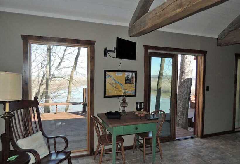 Pinckney Bend Bed & Breakfast