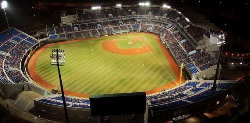 Douzi Stay Near Metro   Hostel