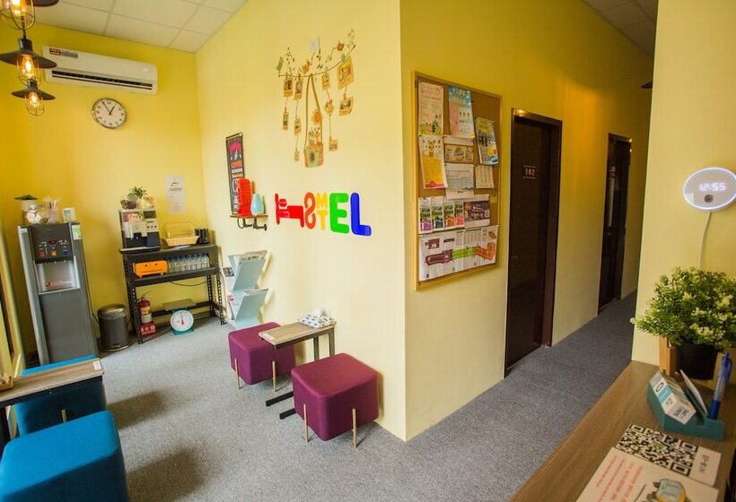 Douzi Stay Near Metro   Hostel