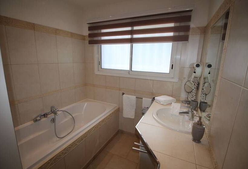 צימר La Villa Jalna Chambres Appartement