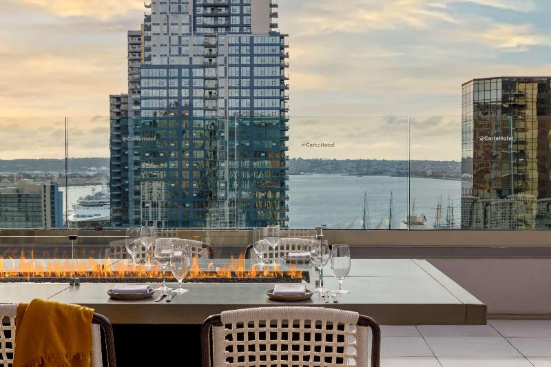Carte Hotel San Diego Downtown, Curio Collection By Hilton