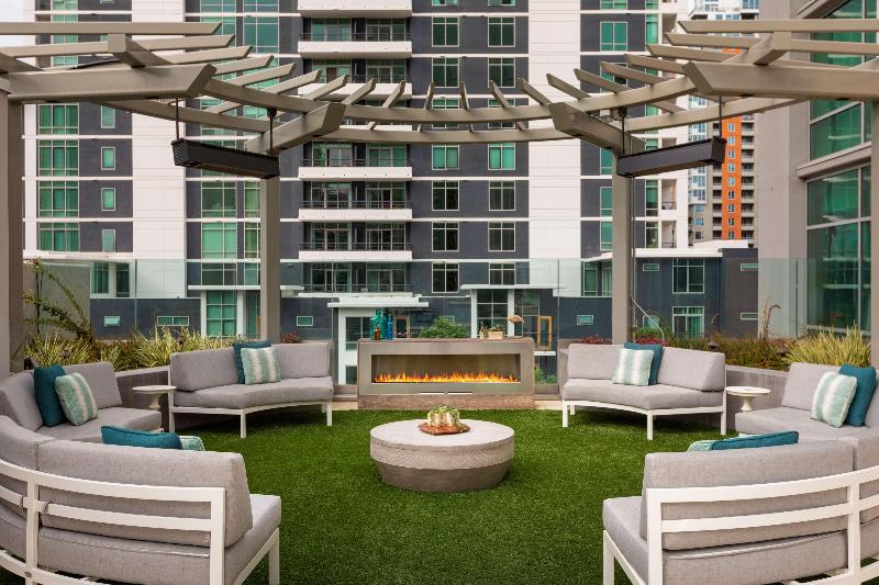 Carte Hotel San Diego Downtown, Curio Collection By Hilton